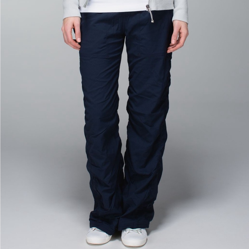 Studio Pants (Reg8) Navy Blue Pants, New Condition